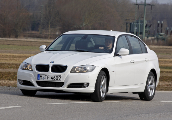 Photos of BMW 320d EfficientDynamics Edition (E90) 2009–11