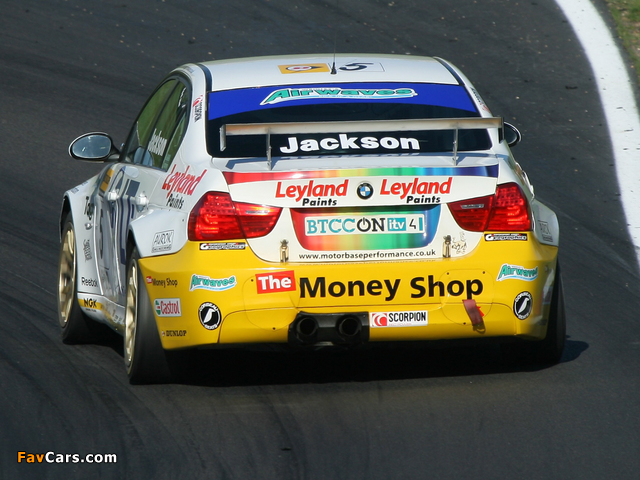 Photos of BMW 320si BTCC (E90) 2009–12 (640 x 480)