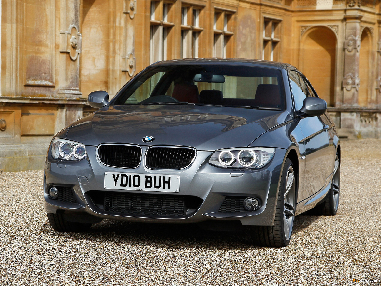 Photos of BMW 320d Coupe M Sports Package UK-spec (E92) 2010 (1600 x 1200)