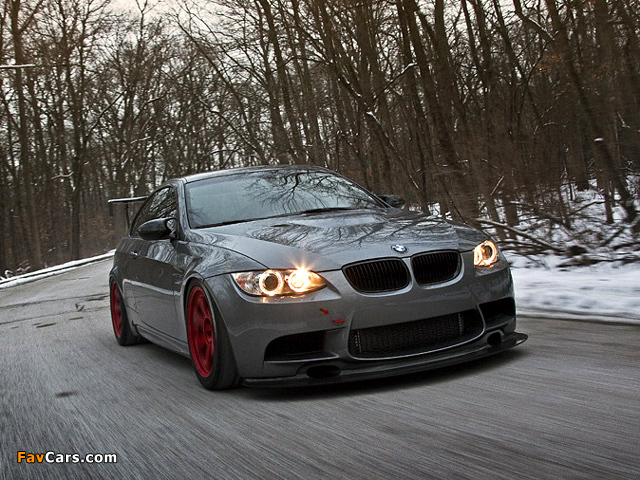 Photos of IND BMW M3 GTS (E92) 2011 (640 x 480)