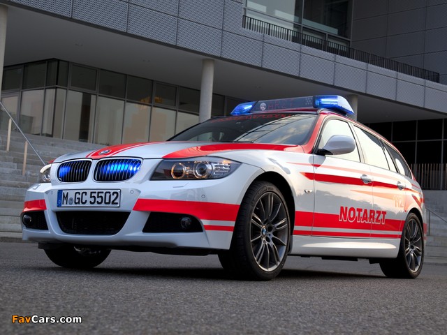 Photos of BMW 3 Series Touring Notarzt (E91) 2011–12 (640 x 480)