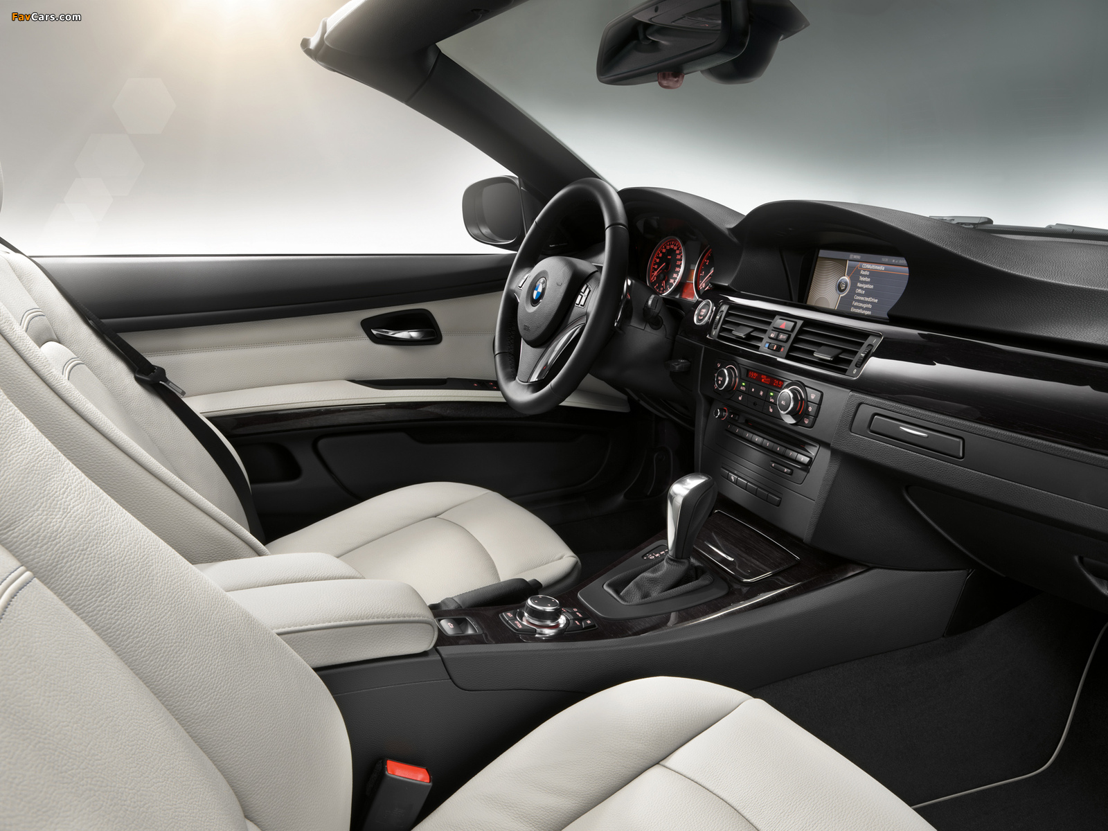 Photos of BMW 325i Cabrio Edition Exclusive (E93) 2011 (1600 x 1200)
