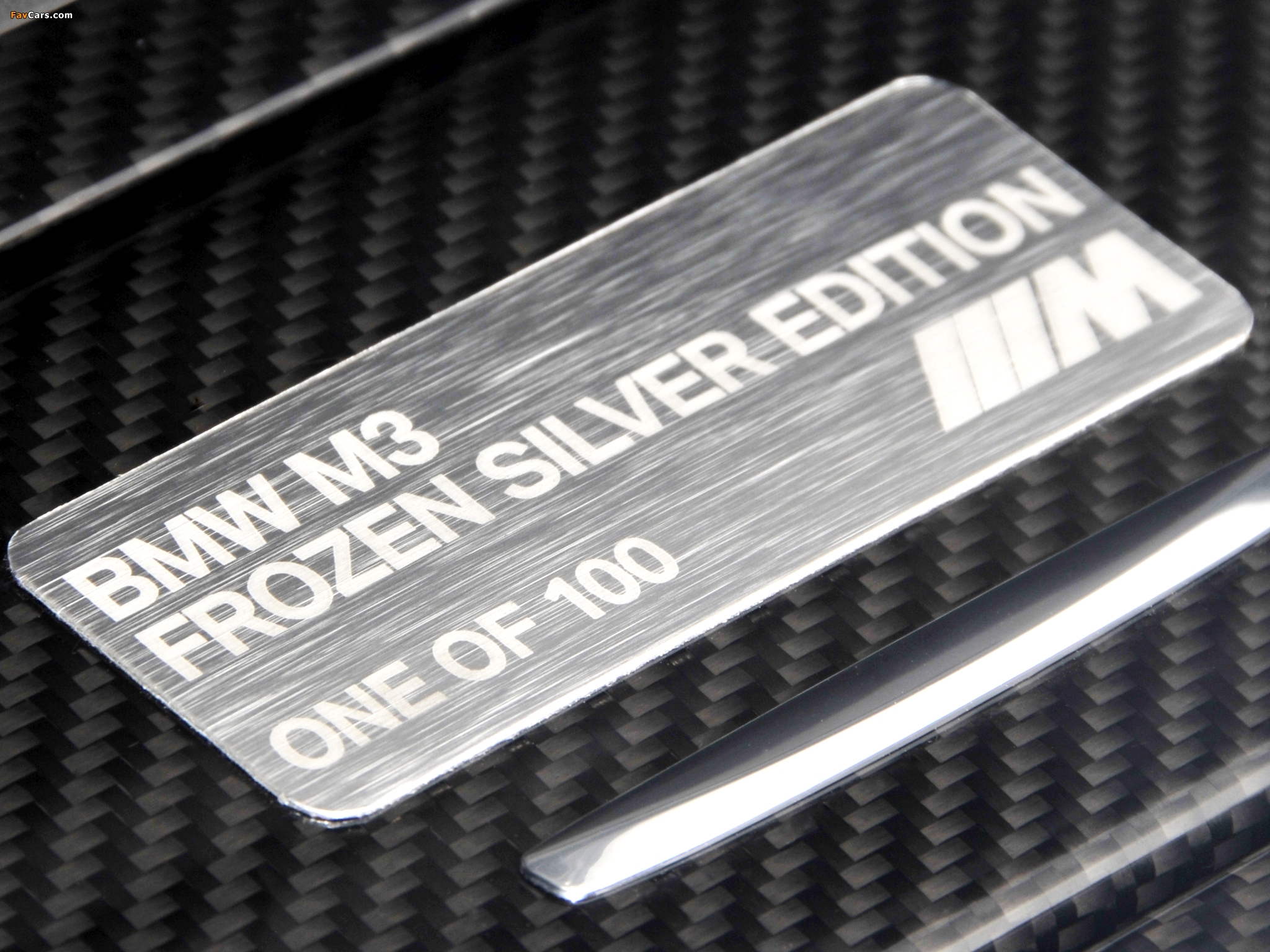 Photos of BMW M3 Coupe Frozen Silver Edition (E92) 2012 (2048 x 1536)