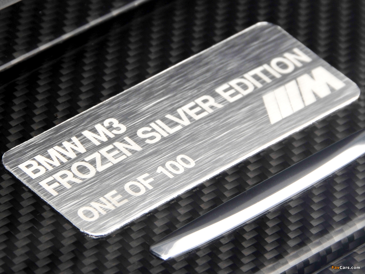 Photos of BMW M3 Coupe Frozen Silver Edition (E92) 2012 (1280 x 960)