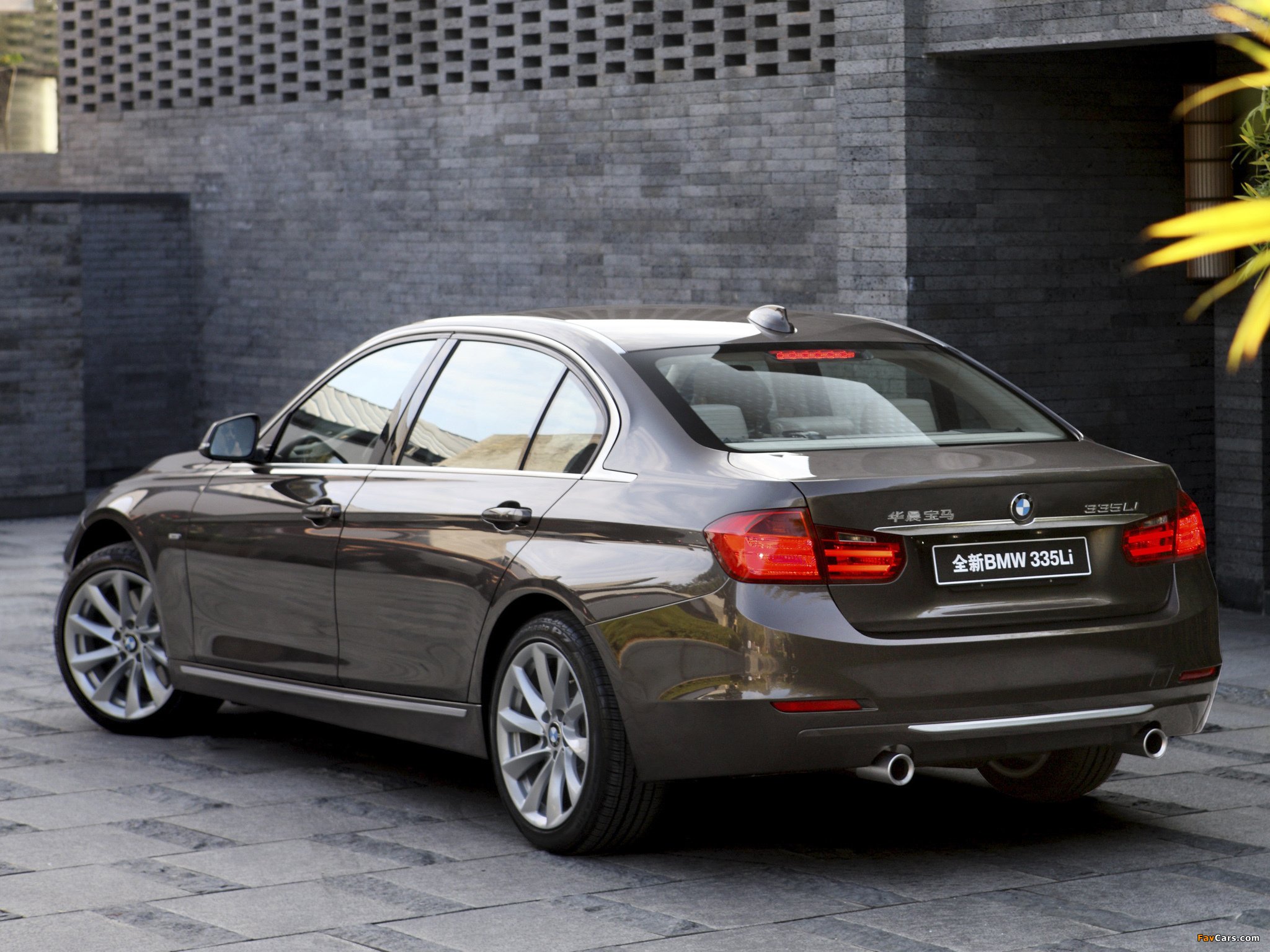 Photos of BMW 335Li Sedan Modern Line (F35) 2012 (2048 x 1536)