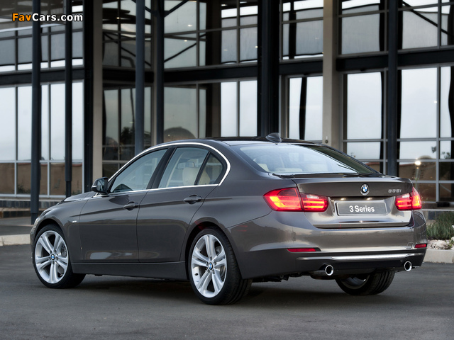 Photos of BMW 335i Sedan Luxury Line ZA-spec (F30) 2012 (640 x 480)