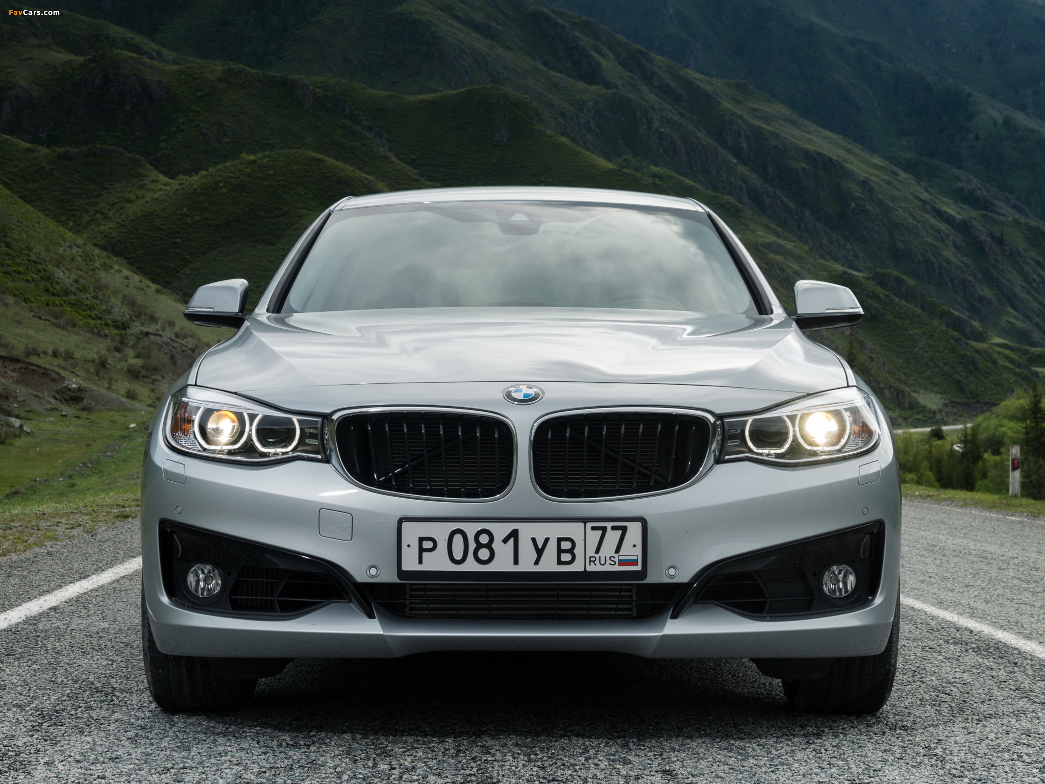 Photos of BMW 335i Gran Turismo Sport Line (F34) 2013 (2048 x 1536)