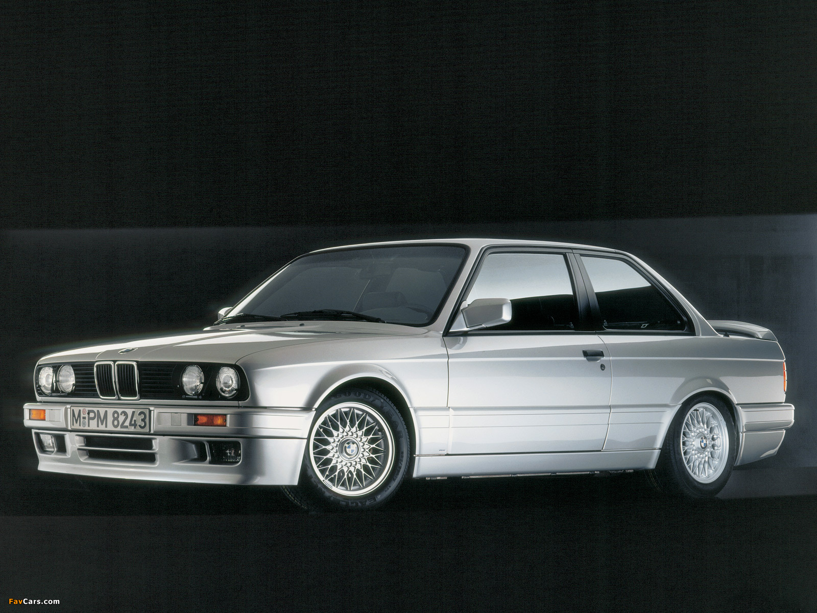 Pictures of BMW 325i Coupe M-Technik (E30) 1989–91 (1600 x 1200)