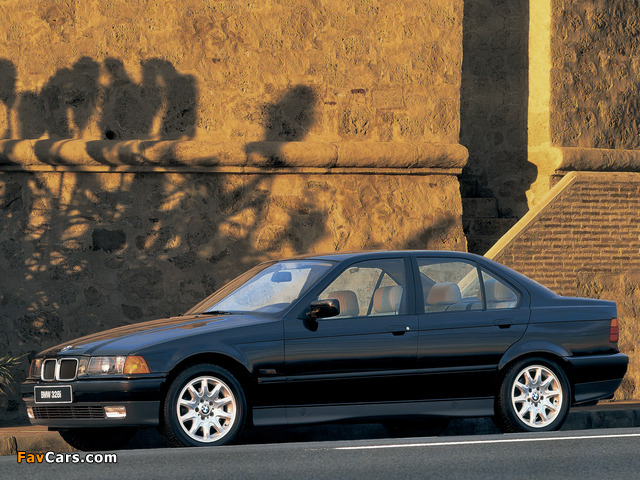 Pictures of BMW 328i Sedan (E36) 1995–98 (640 x 480)