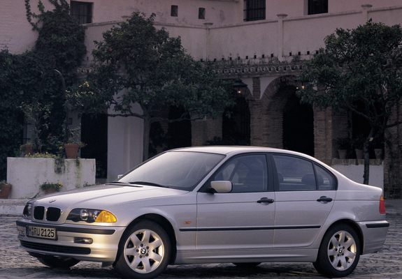 Pictures of BMW 328i Sedan (E46) 1998–2000