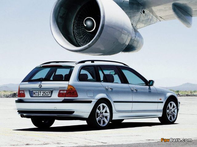 Pictures of BMW 328i Touring (E46) 1999–2000 (640 x 480)