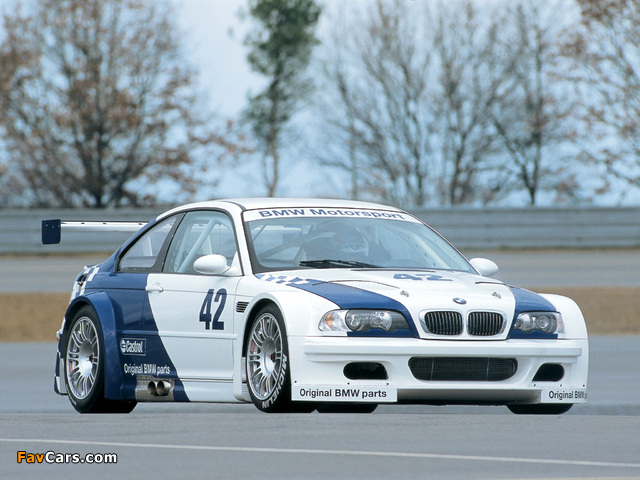 Pictures of BMW M3 GTR (E46) 2001 (640 x 480)