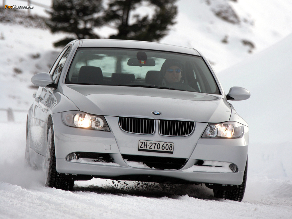 Pictures of BMW 330xi Sedan (E90) 2005–08 (1024 x 768)