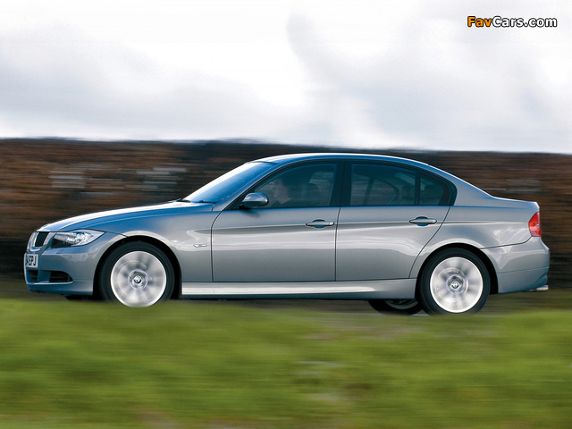 Pictures of BMW 320d Sedan UK-spec (E90) 2005–08 (640 x 480)
