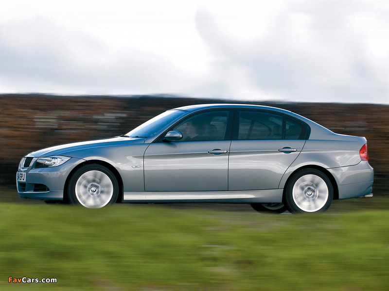 Pictures of BMW 320d Sedan UK-spec (E90) 2005–08 (800 x 600)