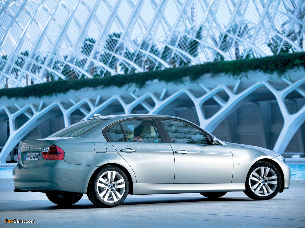 Pictures of BMW 320d Sedan (E90) 2005–08 (1024 x 768)