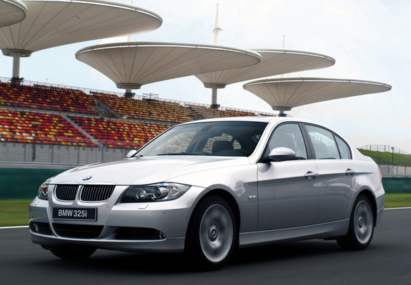 Pictures of BMW 325i Sedan (E90) 2005–08