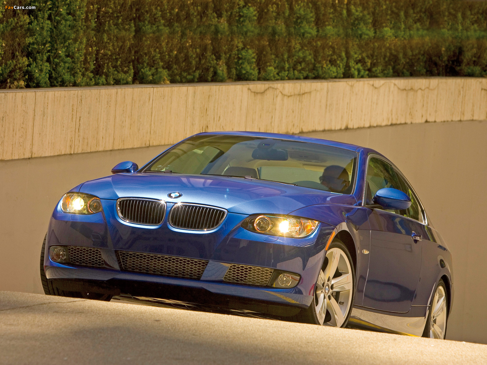 Pictures of BMW 335i Coupe US-spec (E92) 2007–10 (1600 x 1200)