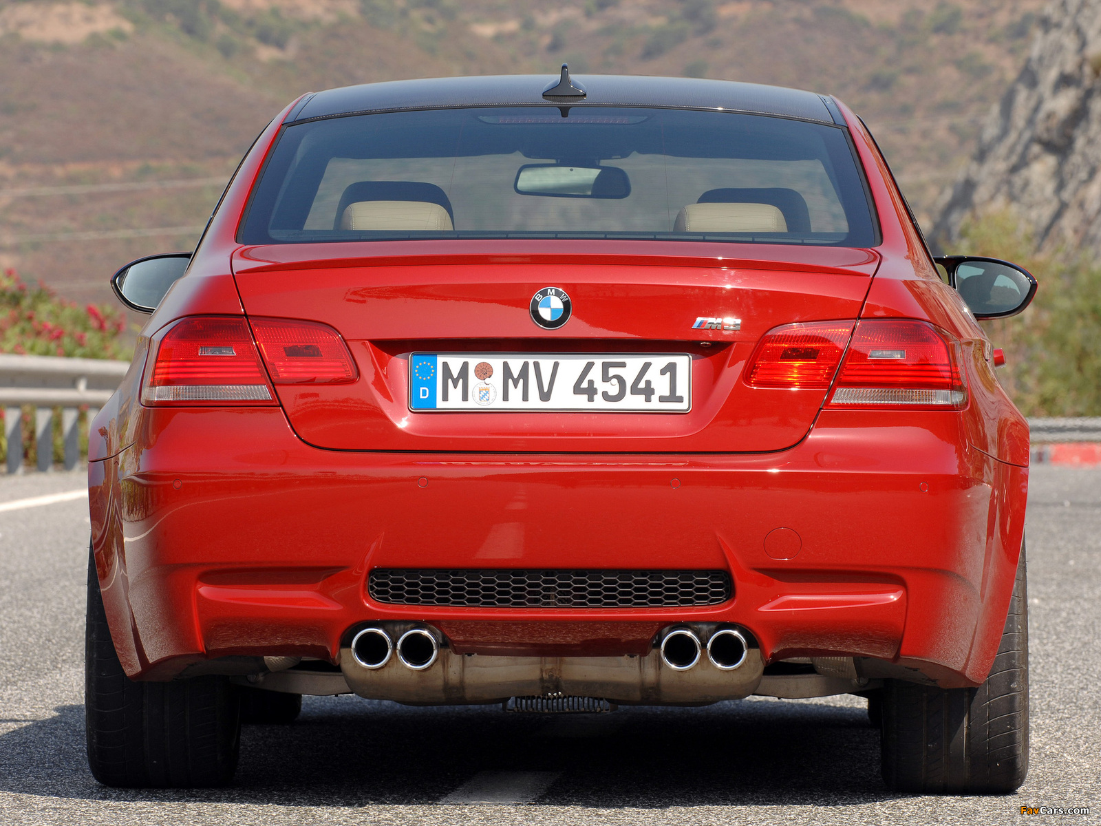 Pictures of BMW M3 Coupe (E92) 2007–10 (1600 x 1200)
