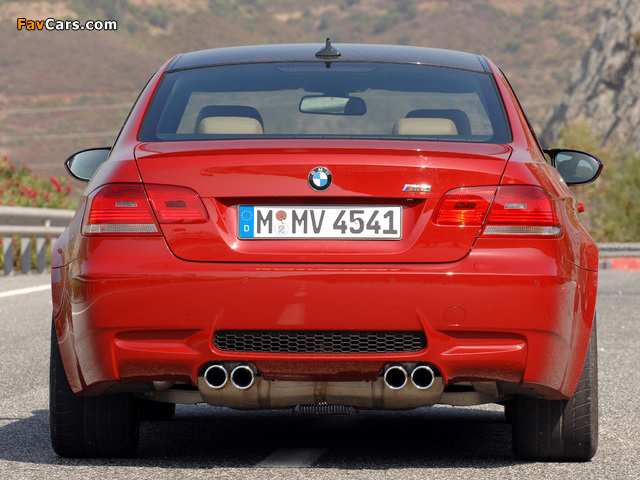 Pictures of BMW M3 Coupe (E92) 2007–10 (640 x 480)