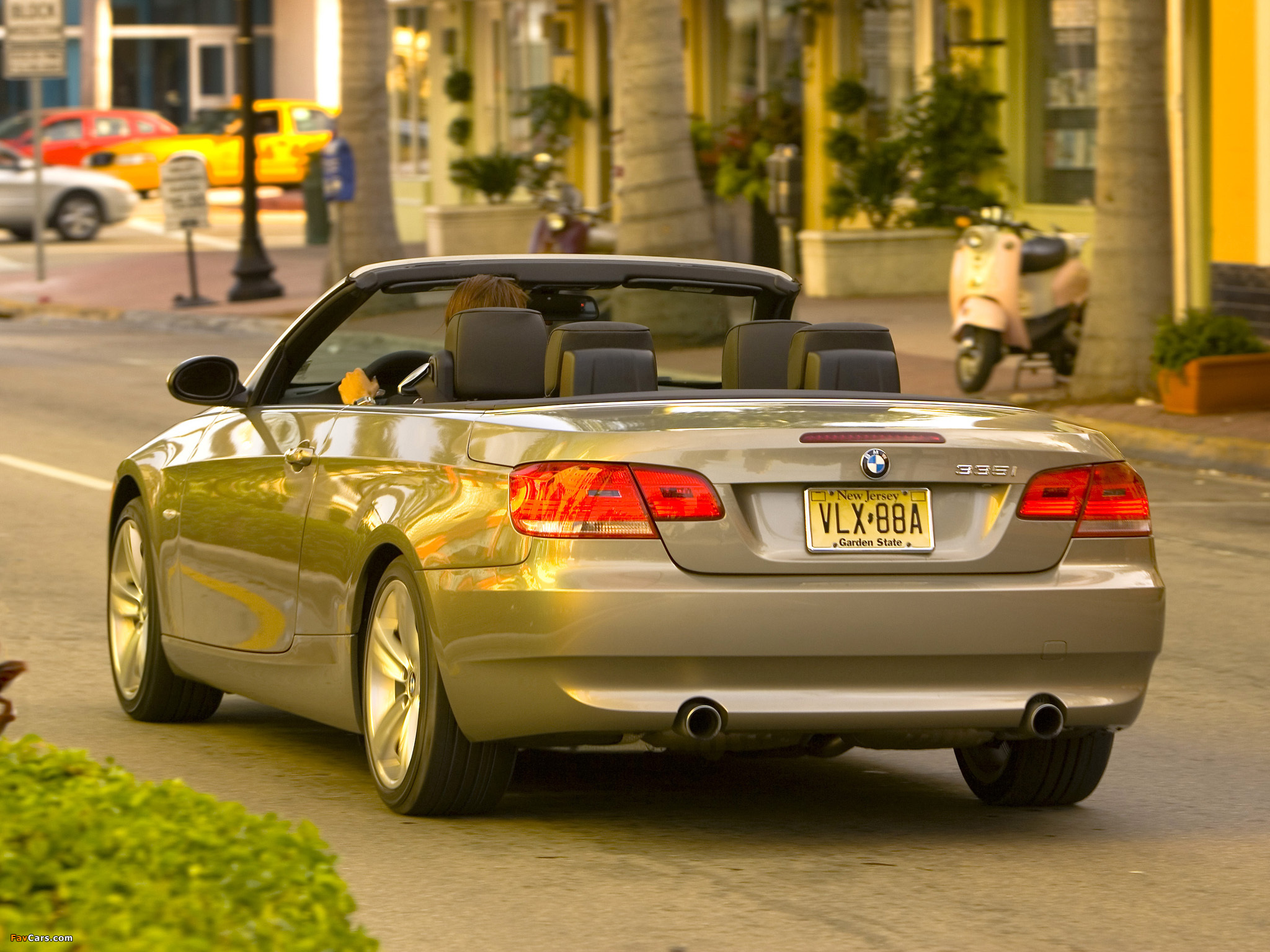 Pictures of BMW 335i Cabrio US-spec (E93) 2007–10 (2048 x 1536)