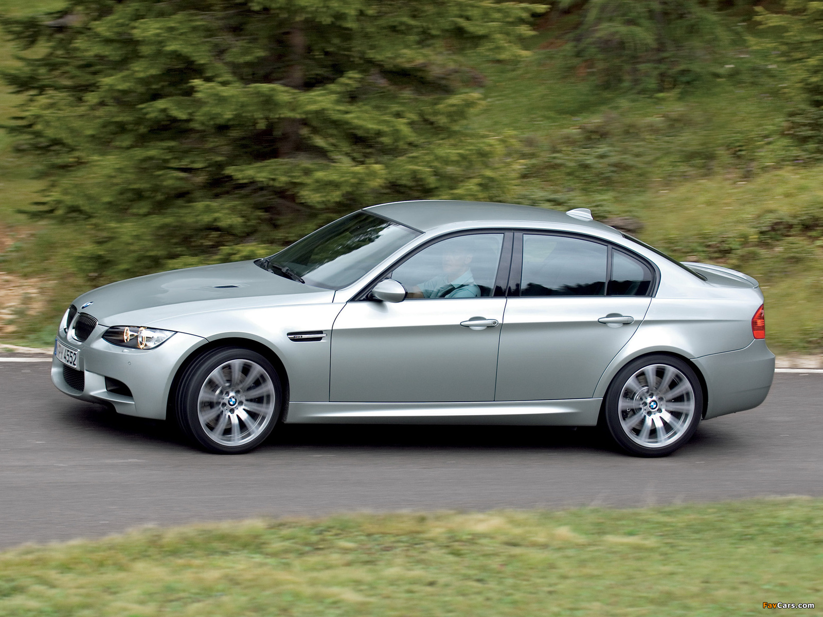 Pictures of BMW M3 Sedan (E90) 2008–10 (1600 x 1200)