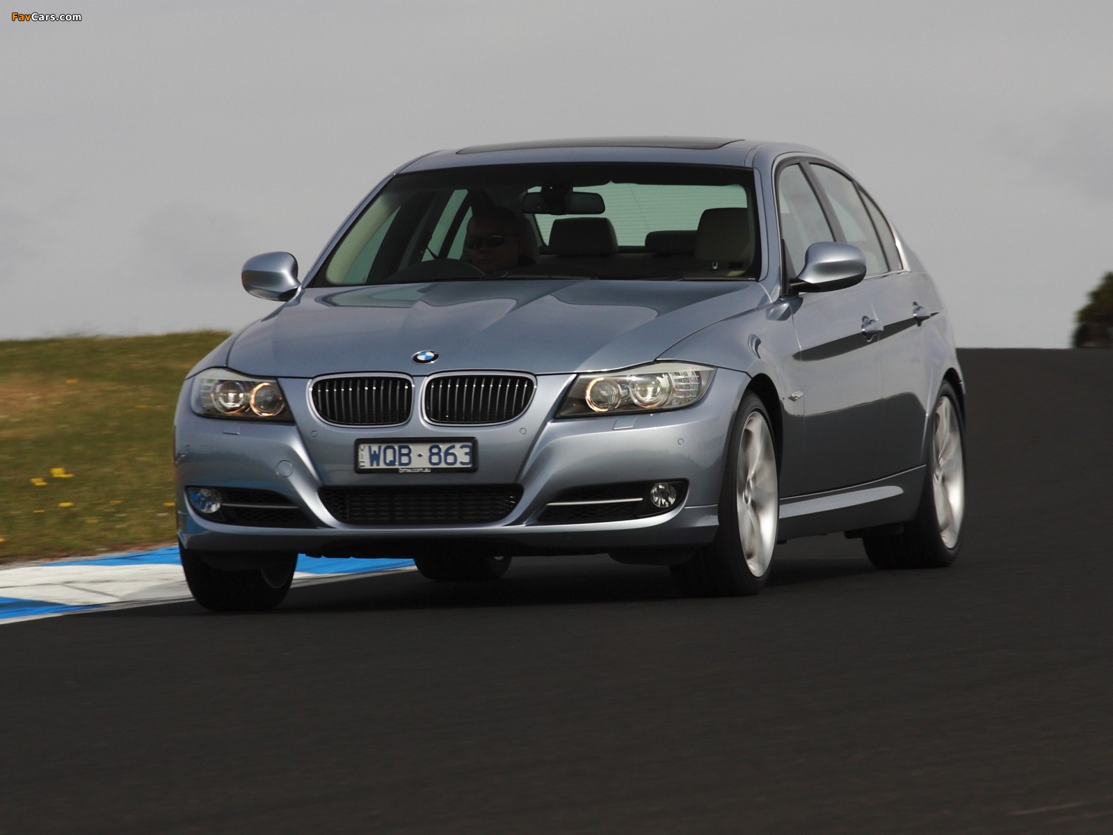 Pictures of BMW 335i Sedan AU-spec (E90) 2008–11 (1600 x 1200)