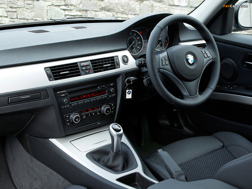 Pictures of BMW 320d EfficientDynamics Edition UK-spec (E90) 2009–11 (1024 x 768)