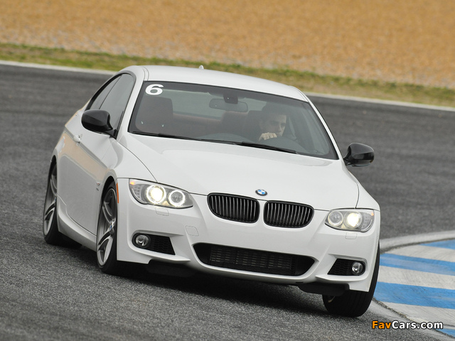 Pictures of BMW 335is Coupe US-spec (E92) 2010 (640 x 480)