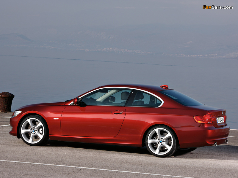 Pictures of BMW 335i Coupe (E92) 2010 (800 x 600)