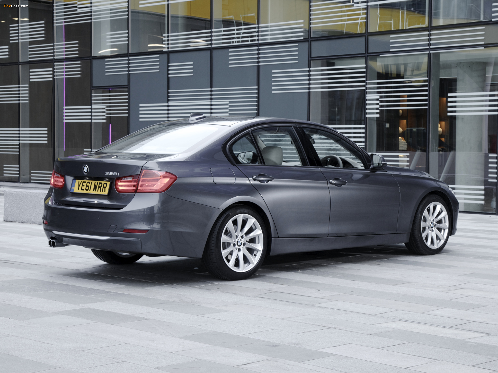 Pictures of BMW 328i Sedan Modern Line UK-spec (F30) 2012 (2048 x 1536)