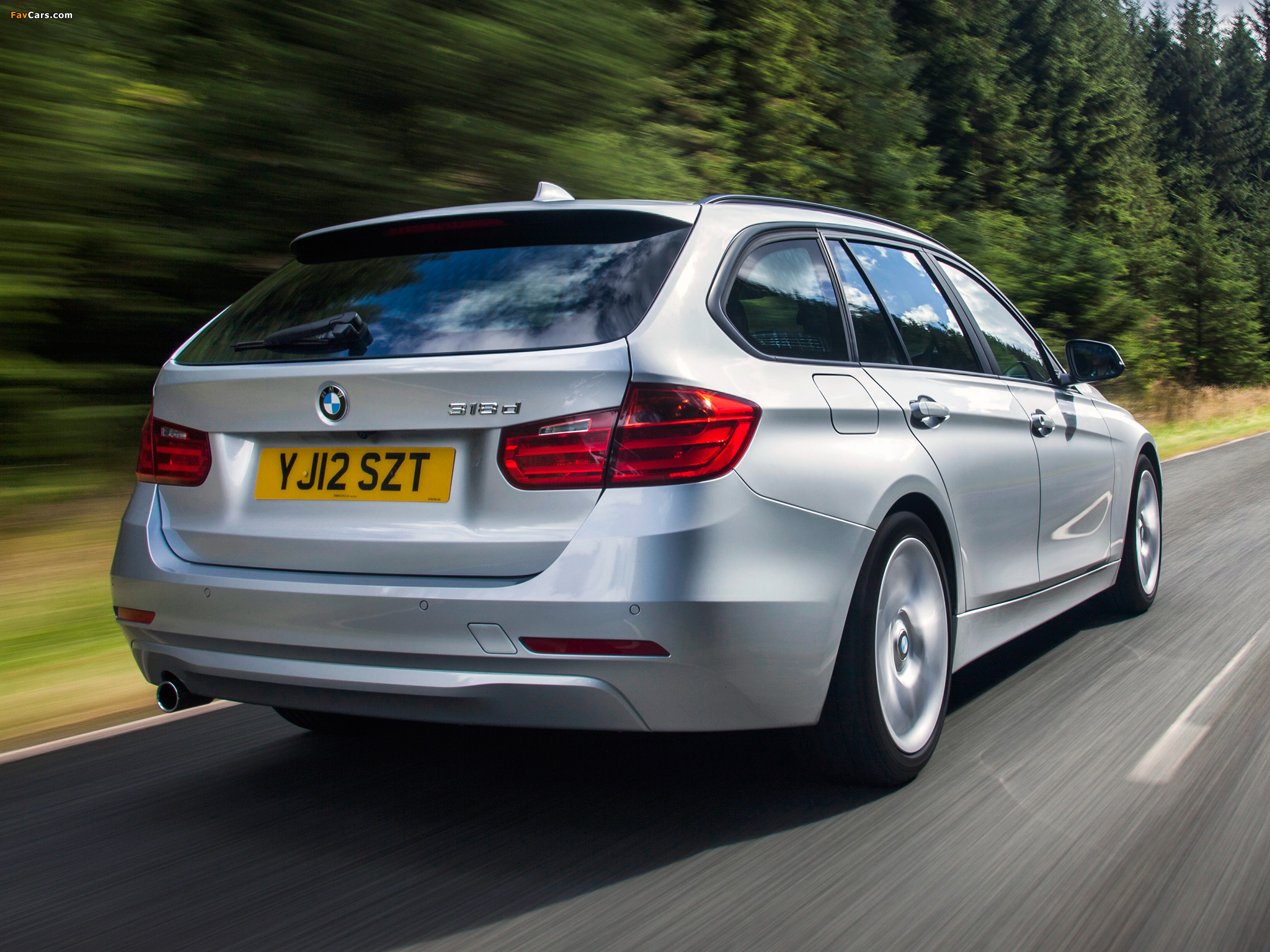 Pictures of BMW 318d Touring UK-spec (F31) 2012 (2048 x 1536)