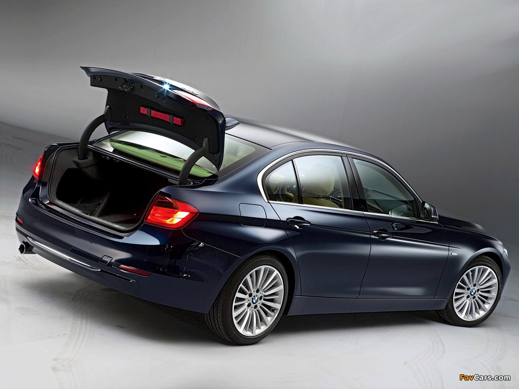 Pictures of BMW 320i Sedan Luxury Line (F30) 2012 (1024 x 768)