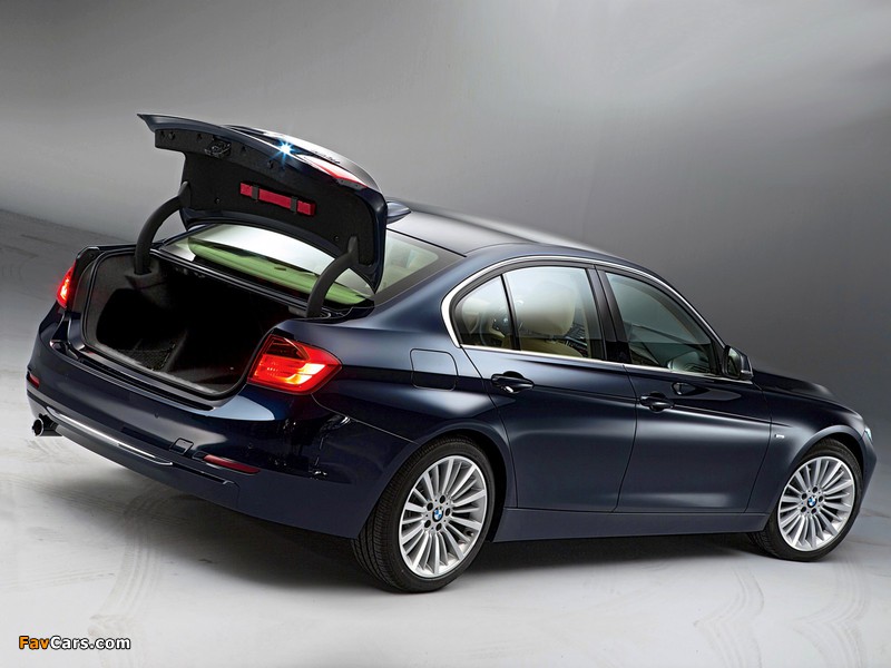 Pictures of BMW 320i Sedan Luxury Line (F30) 2012 (800 x 600)