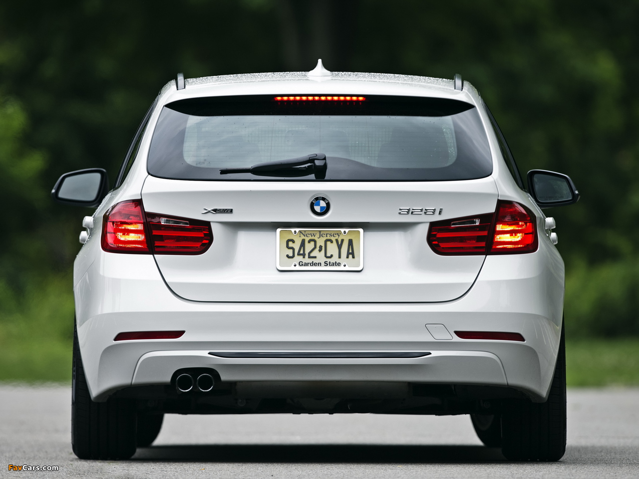 Pictures of BMW 328i xDrive Sports Wagon (F31) 2013 (1280 x 960)