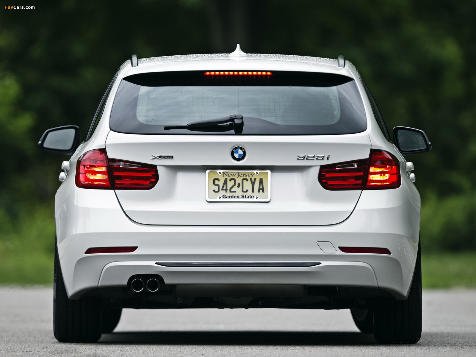 Pictures of BMW 328i xDrive Sports Wagon (F31) 2013 (1600 x 1200)