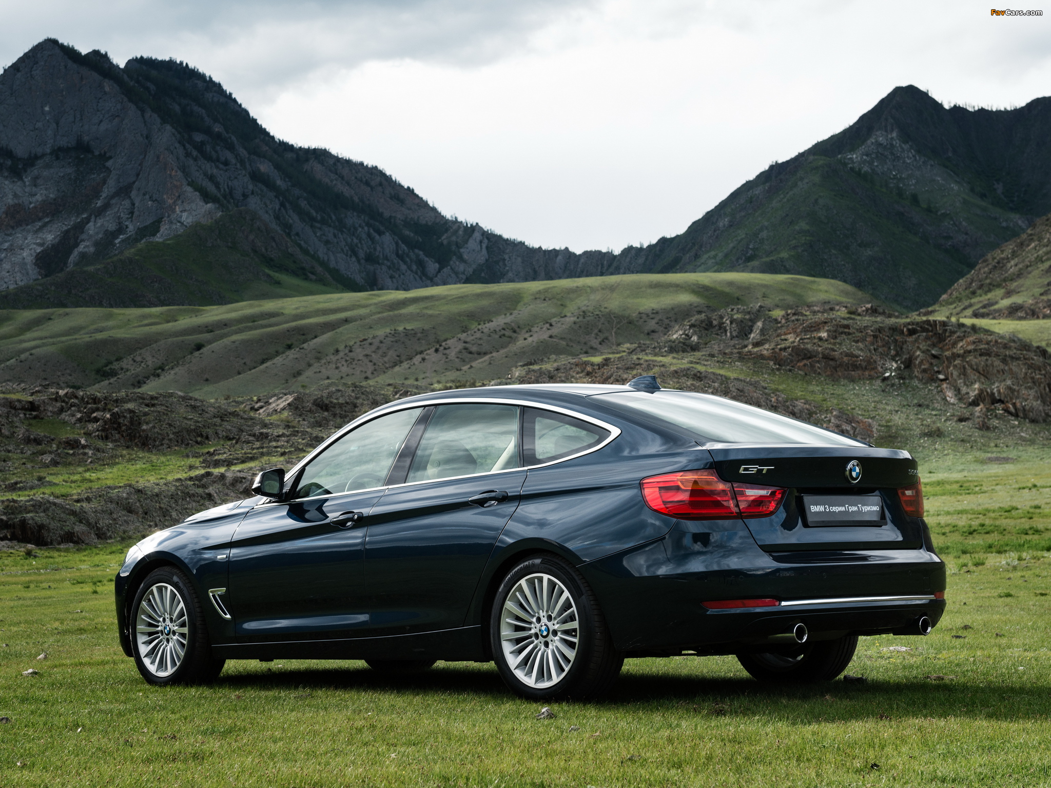 Pictures of BMW 335i Gran Turismo Luxury Line (F34) 2013 (2048 x 1536)