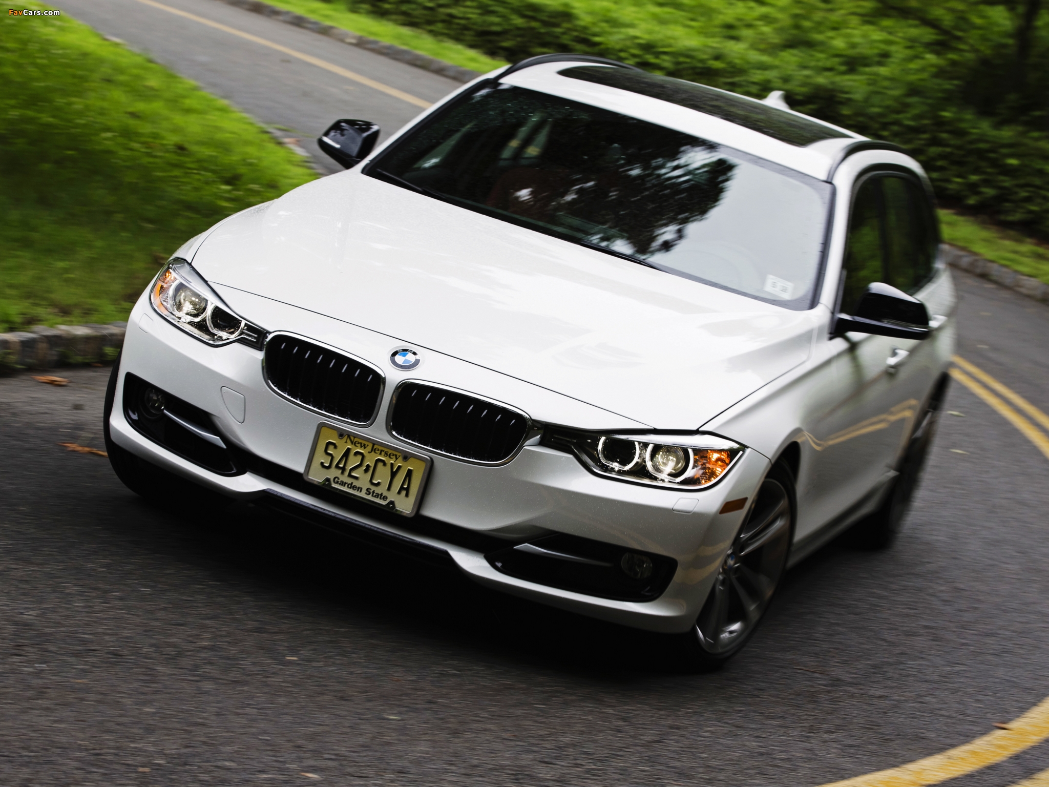 Pictures of BMW 328i xDrive Sports Wagon (F31) 2013 (2048 x 1536)