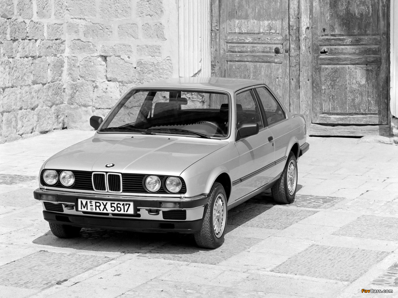 Pictures of BMW 325e Coupe (E30) 1983–88 (1280 x 960)