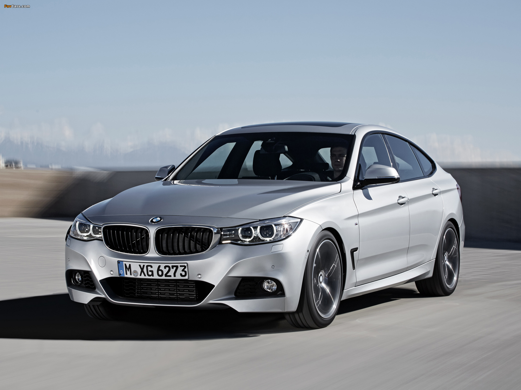 BMW 335i Gran Turismo M Sports Package (F34) 2013 wallpapers (2048 x 1536)