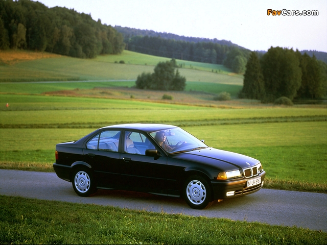 BMW 318i Sedan (E36) 1991–98 wallpapers (640 x 480)