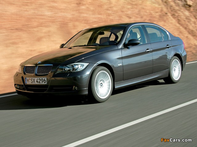 BMW 330i Sedan (E90) 2005–08 wallpapers (640 x 480)