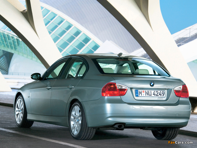BMW 320d Sedan (E90) 2005–08 wallpapers (800 x 600)