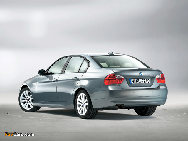 BMW 320d Sedan (E90) 2005–08 wallpapers (640 x 480)