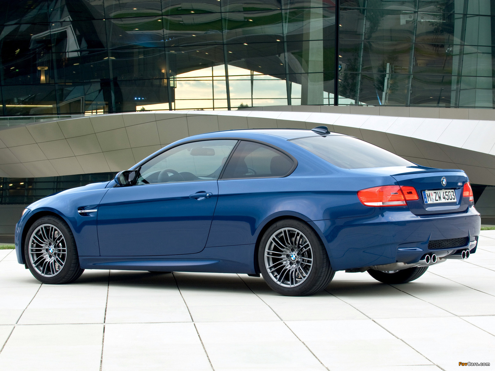 BMW M3 Coupe (E92) 2007–10 wallpapers (1600 x 1200)