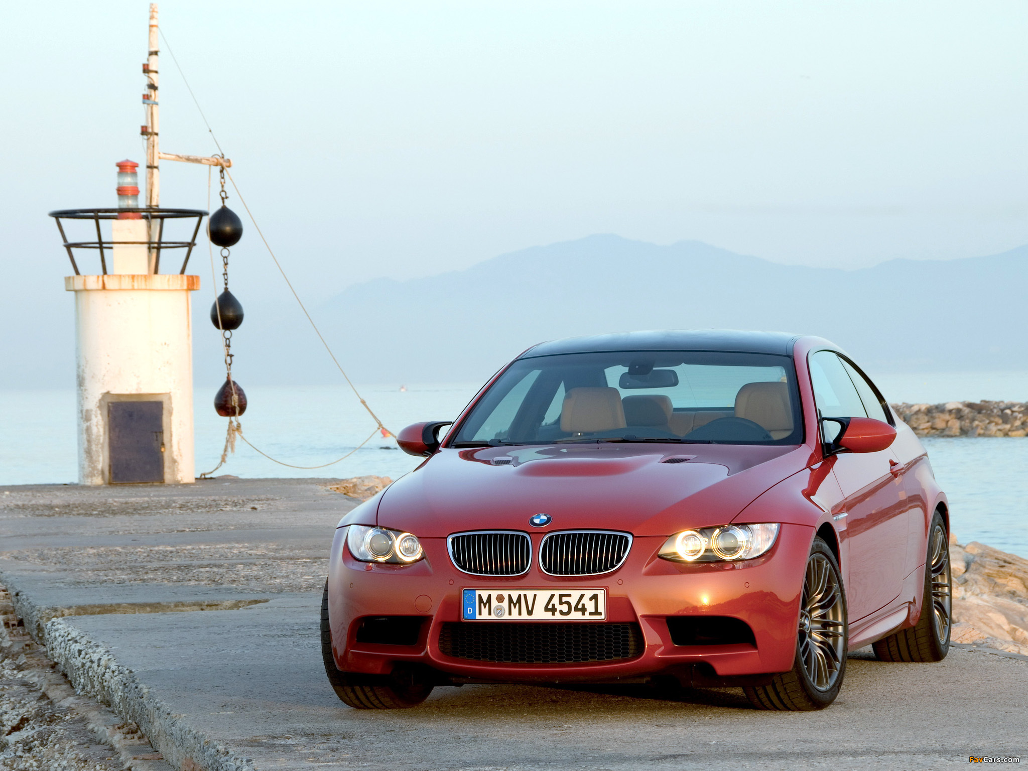BMW M3 Coupe (E92) 2007–10 wallpapers (2048 x 1536)