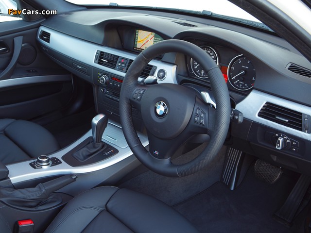 BMW 330d Sedan M Sports Package AU-spec (E90) 2008–11 wallpapers (640 x 480)