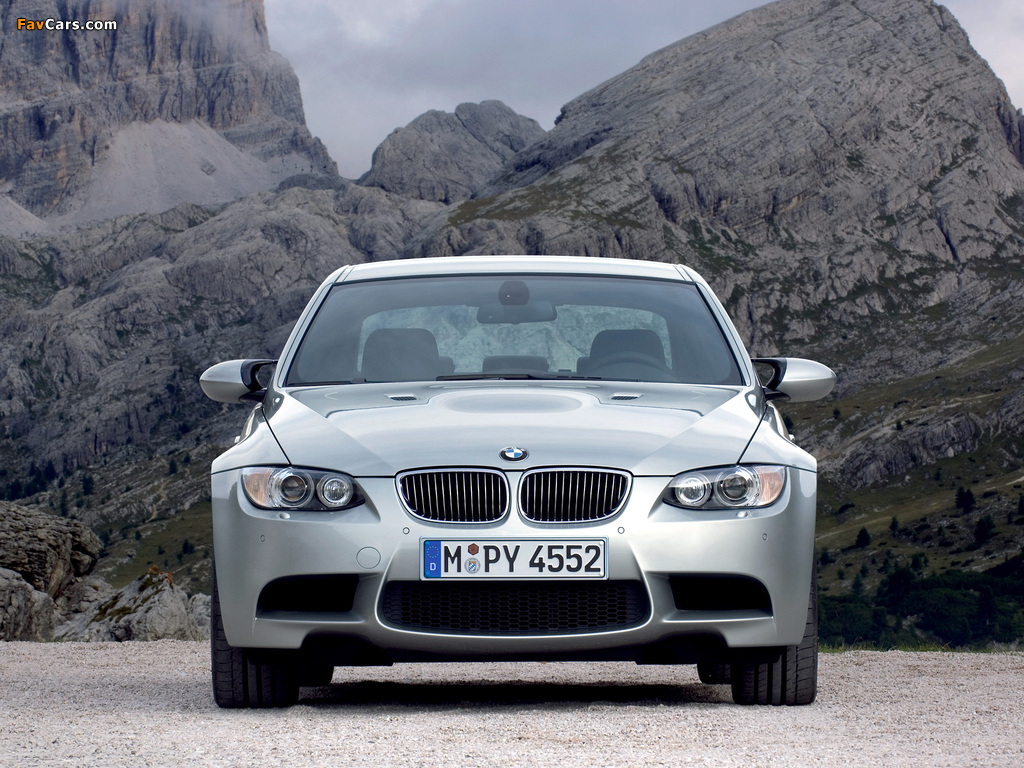 BMW M3 Sedan (E90) 2008–10 wallpapers (1024 x 768)