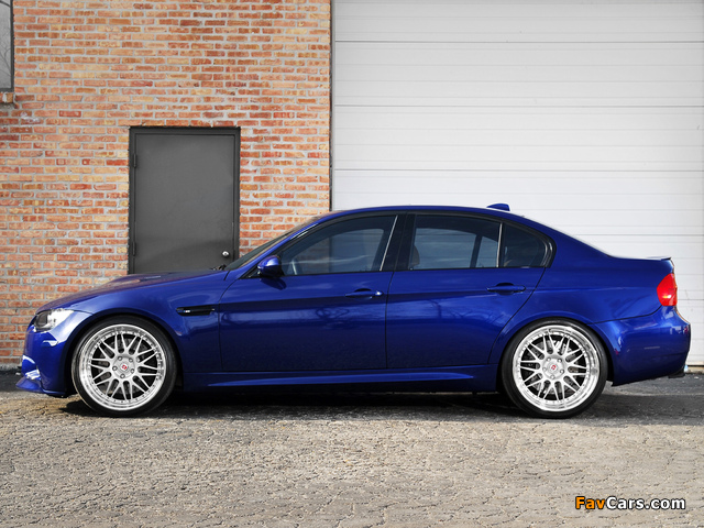 IND BMW M3 Sedan (E90) 2009–10 wallpapers (640 x 480)