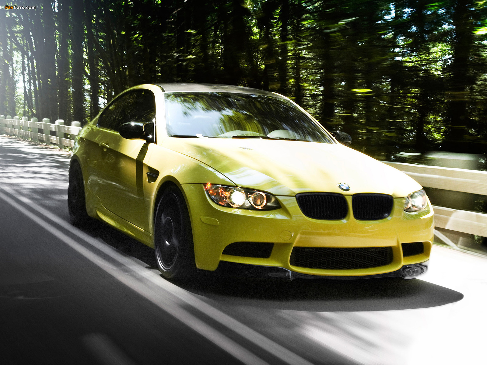IND BMW M3 Coupe (E92) 2009–10 wallpapers (1600 x 1200)